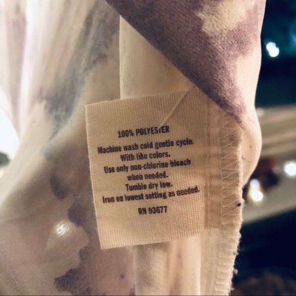 Sheer watercolor pattern blouse button up - Picture 6 of 6